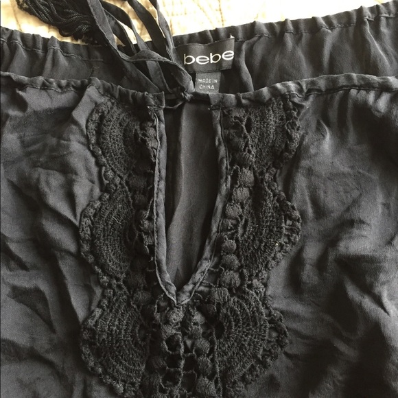 Bebe top. - Picture 3 of 7